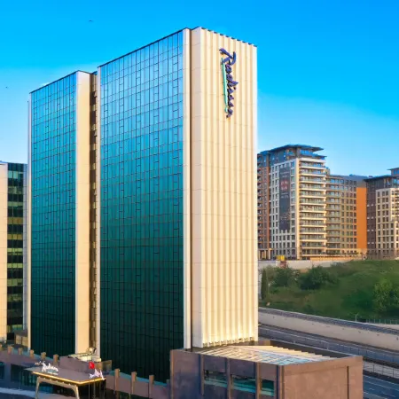 Radisson Hotel Istanbul Merter Отели рядом с достопримечательностью «Станция метро Otogar»