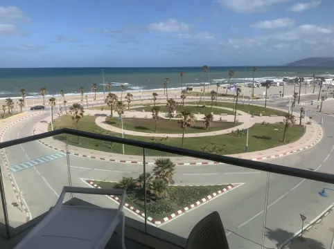 Beachfront High Standard Flat