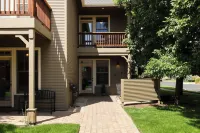 Cascade Cottage Stay for 6