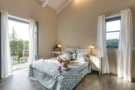 Cascina Arcangelo Raffaele, Raffaele Apartment Отели в г. Родди