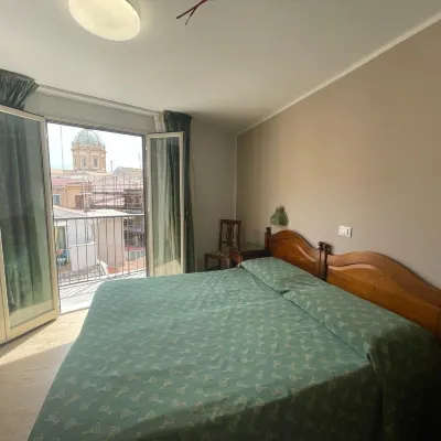 Hotel Cortese Отели рядом с достопримечательностью «Улица Виа-Макуэда»