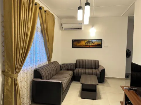 Charming upper level 2-bedroom house in tranquil Panadura with WiFi, AC