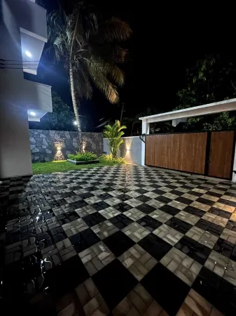 DreamScape Holiday Apartments Отели рядом с достопримечательностью «Sri Kannangararamaya»