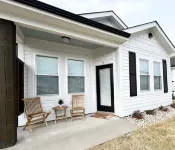 Newly built ContemporaryCoastal Villa