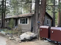 Cozy Tahoe Cottage
