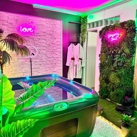 Sensoria Suit "dare to escape in love