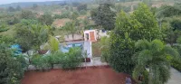 Romantic fully furnished villa w/swimming pool — 20 min from the Kalyan City, MH