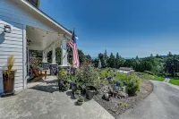 Charming 1-bedroom house with WiFi, AC in lovely Snohomish Hotels in Cathcart