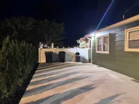 Luxury 3 BR/1 BA Home 3 Minutes to Downtown Murfreesboro & 5 Minutes to MTSU 默夫里斯伯勒住宿飯店