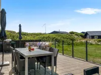 "Idalia" - 125m from the Sea