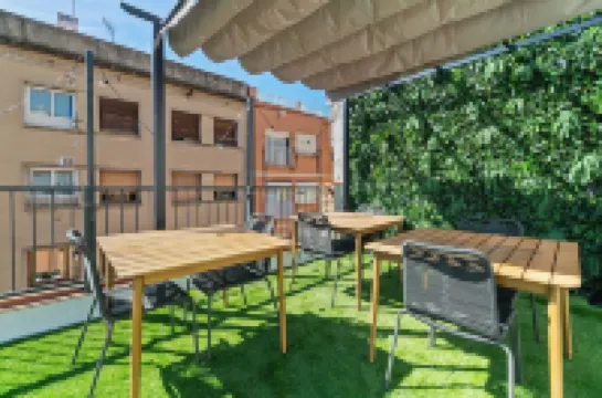 Livinn House - Self Check IN Hotels near L'Hospitalet de Llobregat