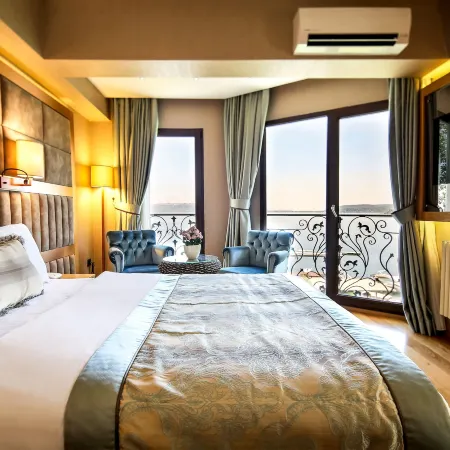 Lale Hotel