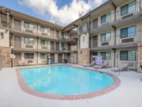 Hillstone Inn Tulare, Ascend Hotel Collection Hotels in Tulare