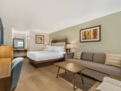 ベストウェスタン プラス バーナビー ホテル バーナビーのホテル