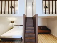 Play Poshtel & Cafe' Hotels in Thab Prik