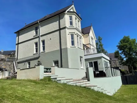 Penybryn - Overlooking the Towy valley Отели в г. Лландейло