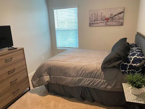 Cozy and Quiet Townhouse