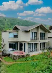 Vee Resort- the Suites of Royals Hotel a Pali t. ategaon