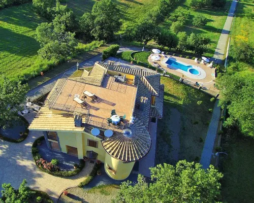 Villa near Lake Bolsena with Pool Hotels in Montefiascone
