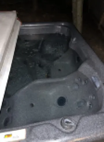 200 yr old Historic Farmhouse in Walkable City Neighborhood - 35 min to Saratoga