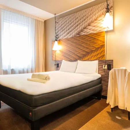 Ibis Genève Centre Lac
