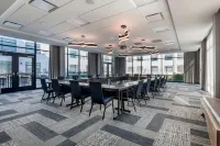 Cambria Hotel Portland Downtown Old Port - Bữa sáng