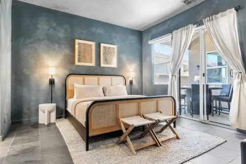 Designer Desert Oasis w/ Pool, Hot Tub, Outdoor Lounge the Riley by Avantstay