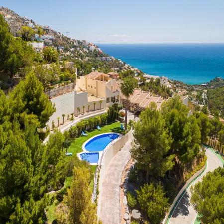 Luxury Home in Altea with Mountain Views