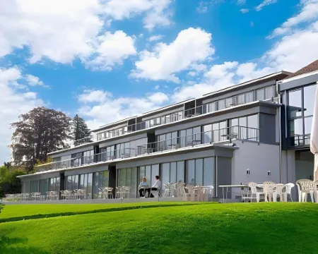 Hotel Seaside Hotels in Spiez