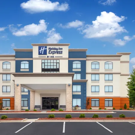 Holiday Inn Express FAYETTEVILLE - FORT BRAGG by IHG
