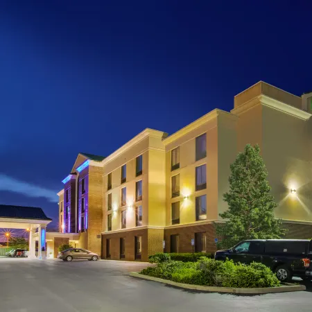 Holiday Inn Express & Suites FORT WAYNE by IHG