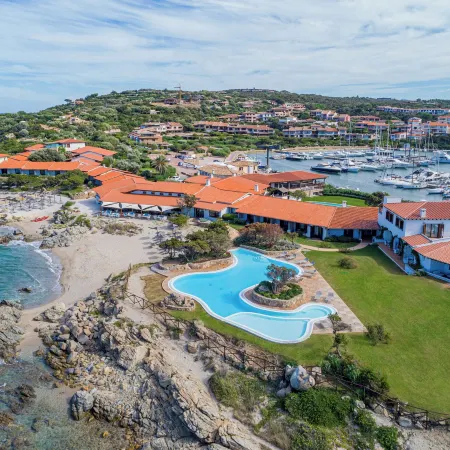 Hotel Sporting Отели рядом с достопримечательностью «Пляж Каприччоли»