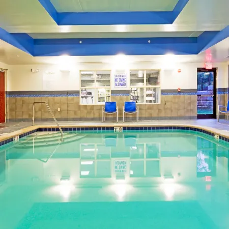 Holiday Inn Express & Suites KNOXVILLE-FARRAGUT by IHG