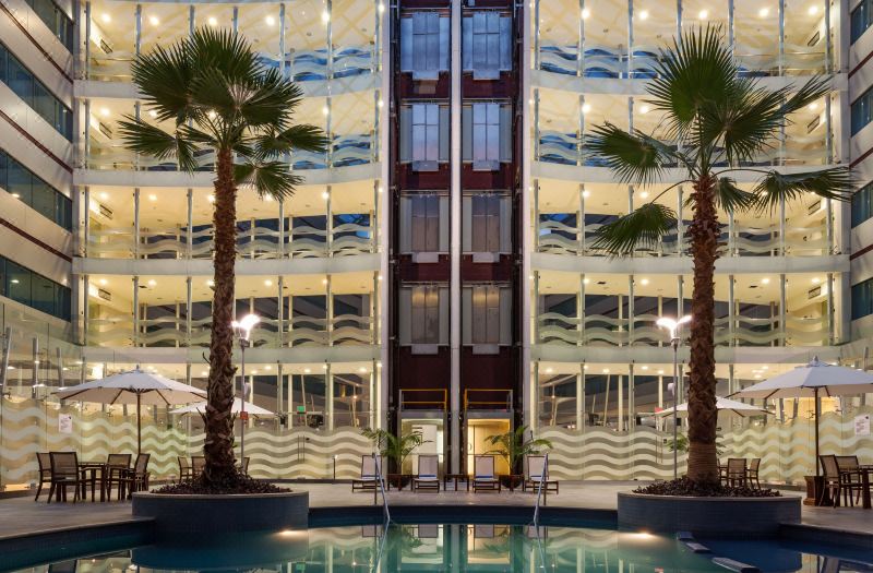 Crowne Plaza Leon by IHG photo 2
