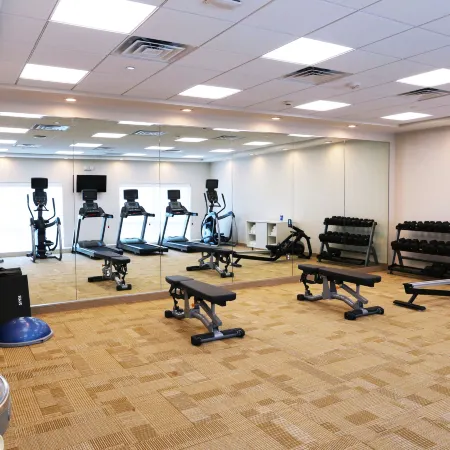 Holiday Inn Express & Suites HOUSTON IAH - BELTWAY 8 by IHG Отели рядом с достопримечательностью «Торговый центр Greenspoint»