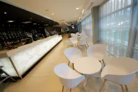 Holiday Inn 紹森德 - 酒吧