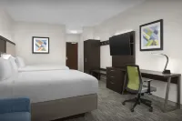 Holiday Inn Express & Suites Birmingham - Homewood