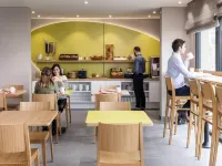 Aparthotel Adagio Access Colombes La Défense - petit déjeuner