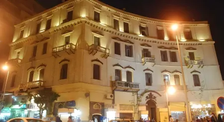 Paradise Boutique Hotel Отели рядом с достопримечательностью «Sha'ar Hashamayim Synagogue»