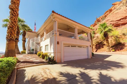 The Skyline Villa - Family Getaway Heaven in the Heart of Saint George, UT