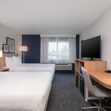 Spark by Hilton Springfield Eugene