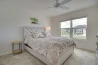Pool Access: Sleek Home in the Villages w/ Lanai - parking