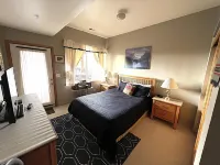 Forest Park 3 Bed 4 Bath Townhome - balcony