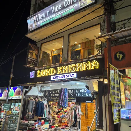 Lord Krishna Boutique Stay