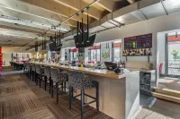 Best Western Hotel Universel Drummondville - bars