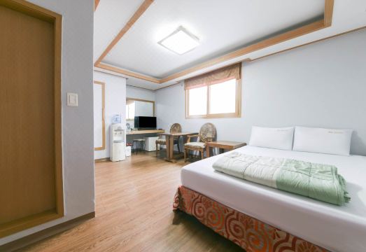 시설 비교 이미지 2