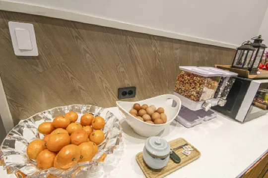 Daegu Bangogae Hotel Goblin Отели рядом с достопримечательностью «Электронный мир»