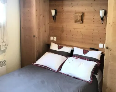 Apartment in Vars Near Ski Slopes Hotels in Vars