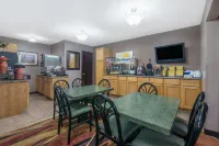 Days Inn by Wyndham Jamestown