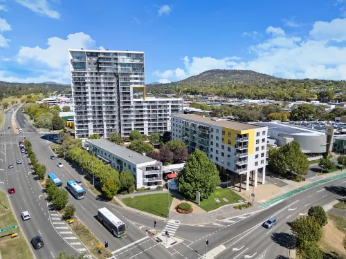 Comfortable 1-Bed Apartment with Balcony